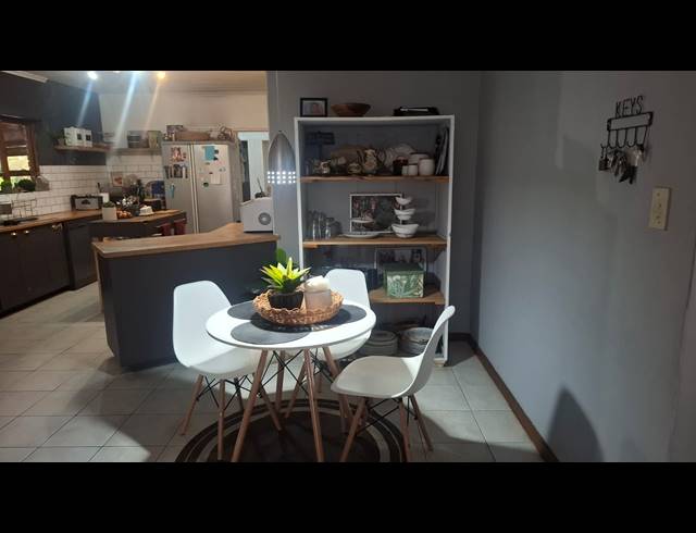3 BEDROOM FREEHOLD FOR SALE IN WILDWOODS